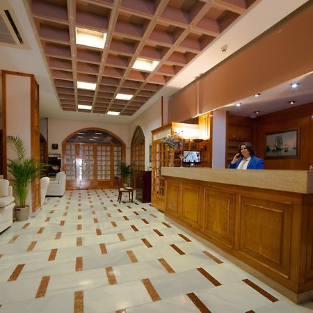 Hotel Regio 2 Cadiz Exterior photo