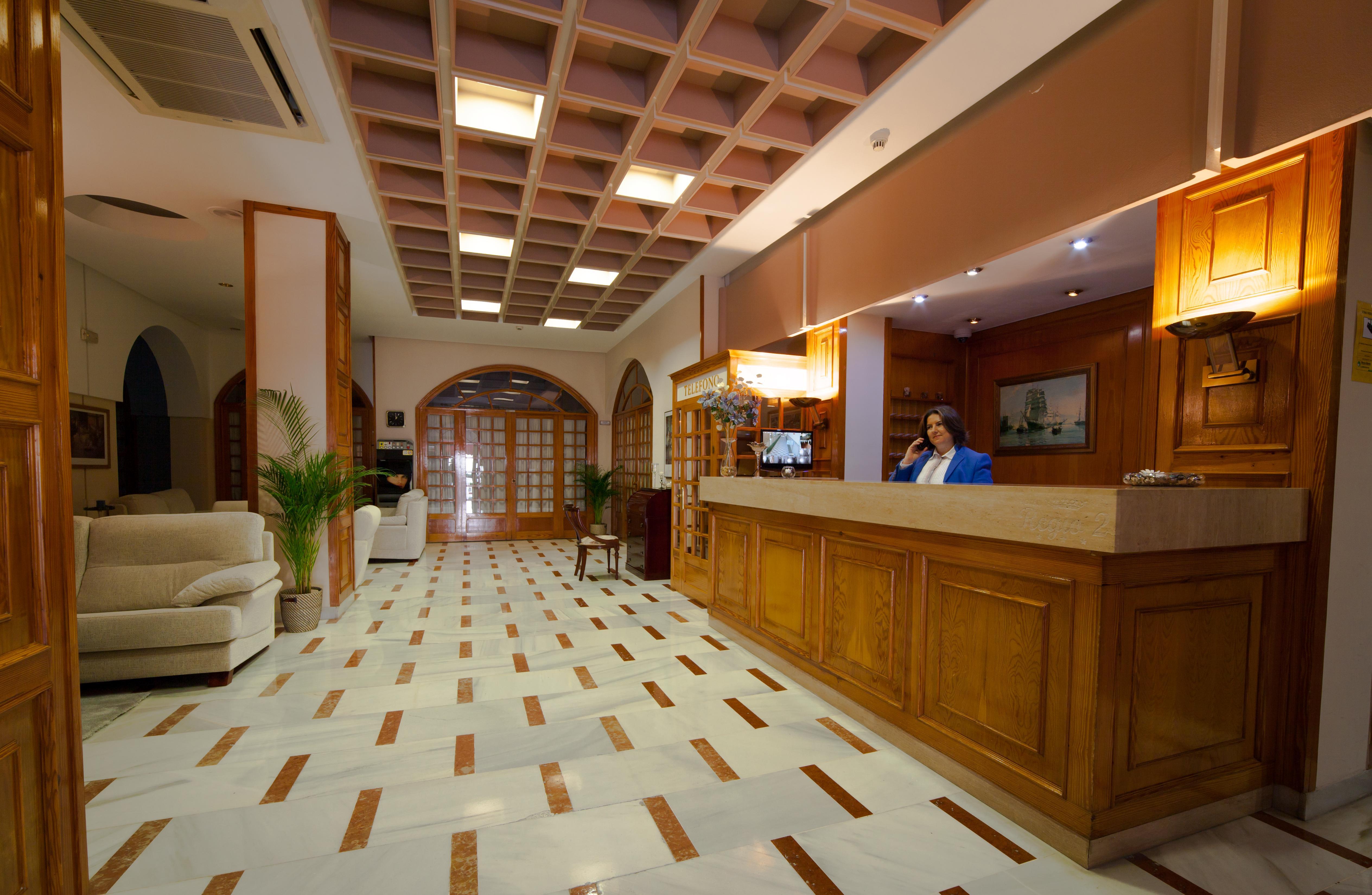 Hotel Regio 2 Cadiz Exterior photo