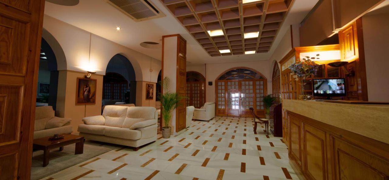 Hotel Regio 2 Cadiz Exterior photo