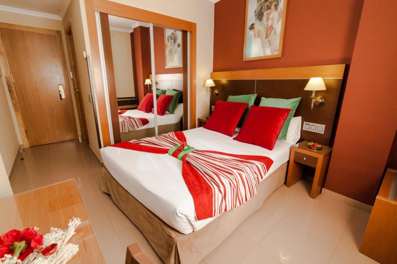 Hotel Regio 2 Cadiz Exterior photo