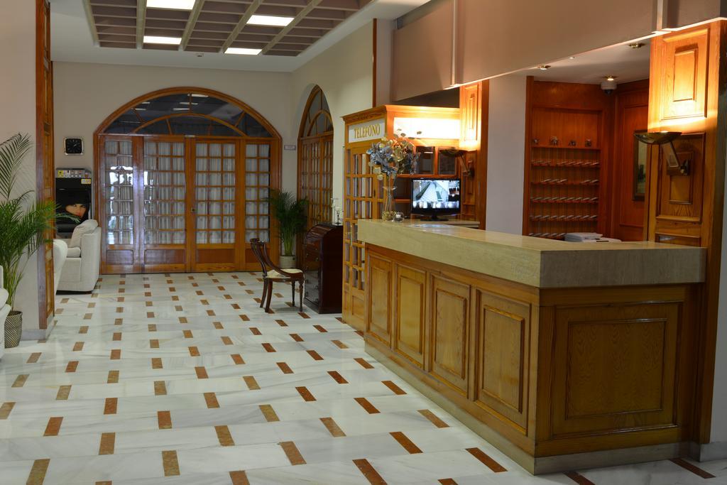 Hotel Regio 2 Cadiz Exterior photo