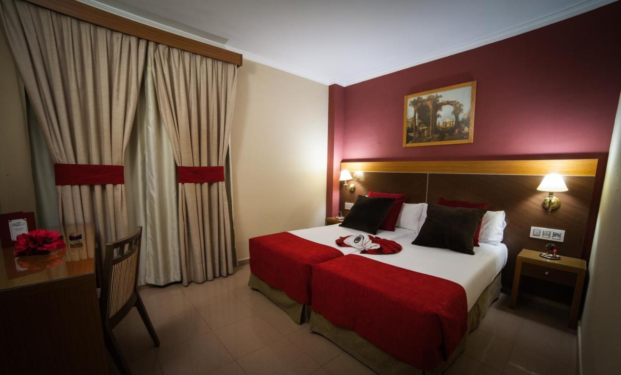 Hotel Regio 2 Cadiz Exterior photo